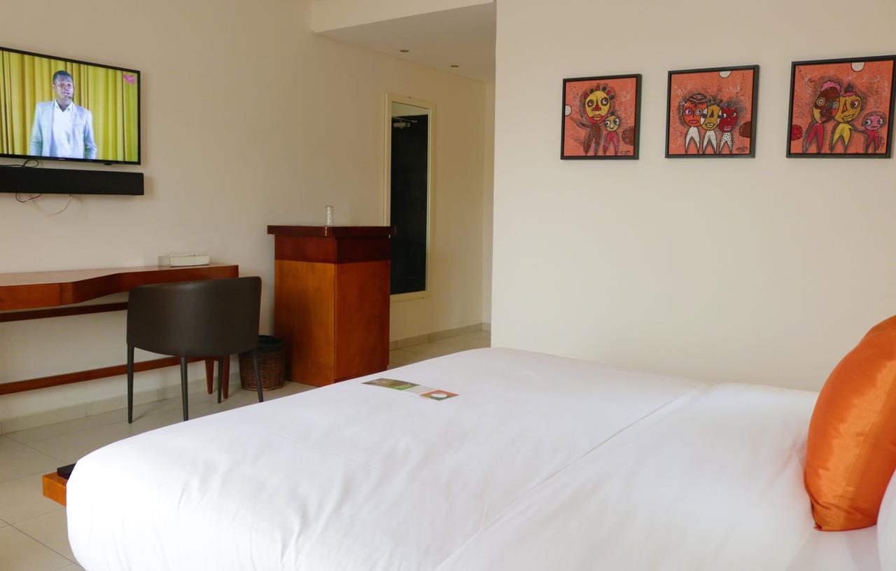 Douala Design Hotel Exterior photo