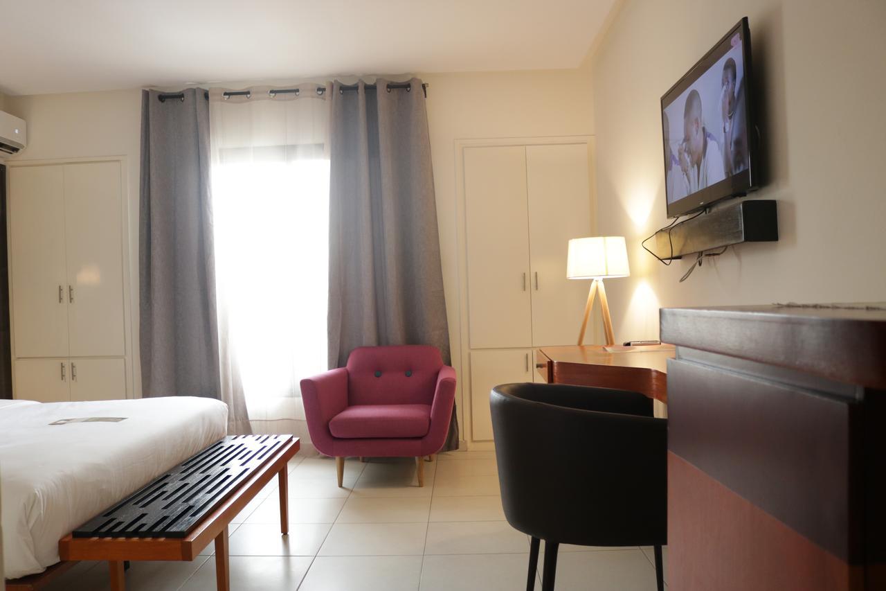 Douala Design Hotel Exterior photo